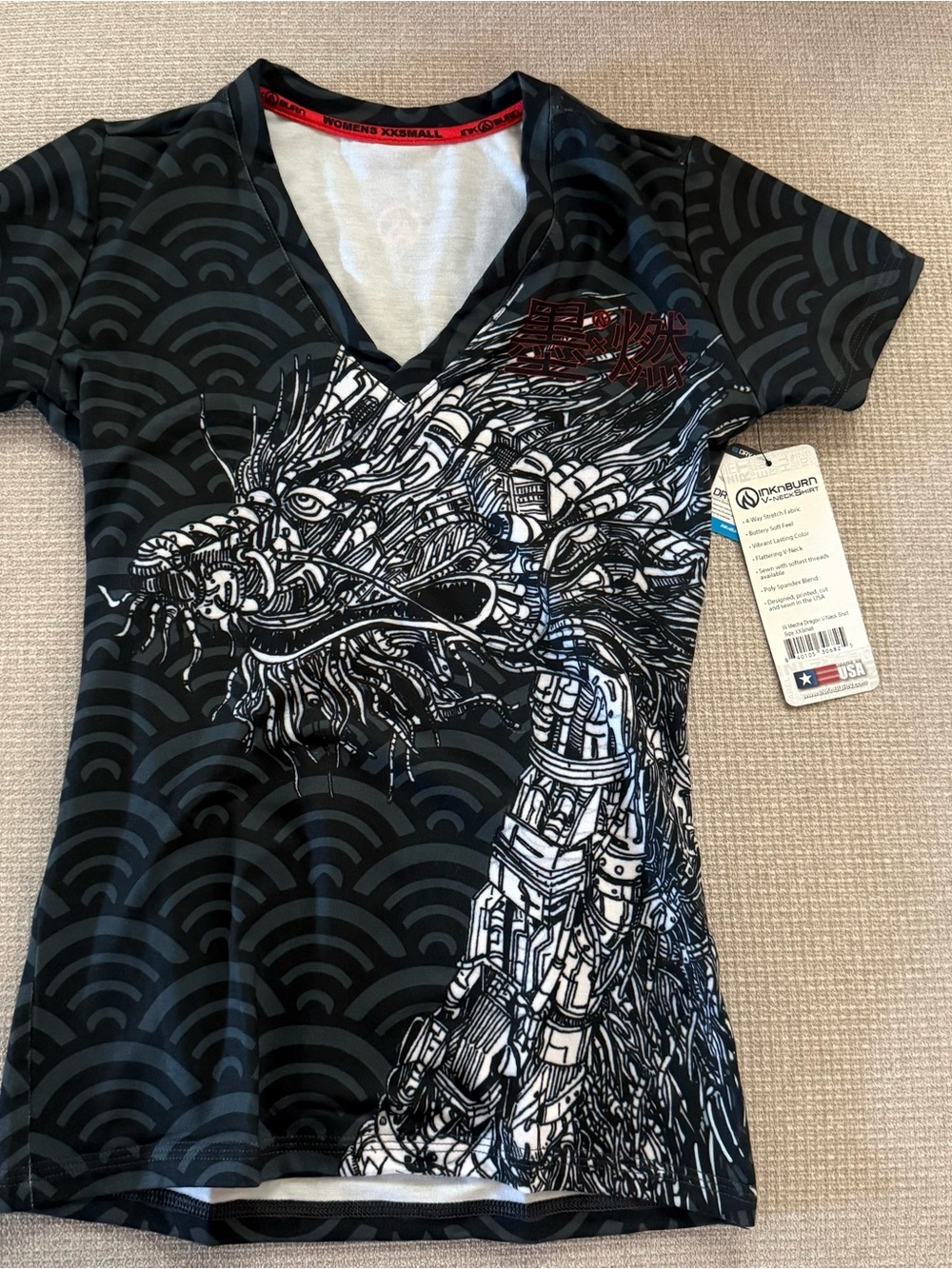 Inknburn Black Graphic Dragon V-Neck Active Tee women XXS